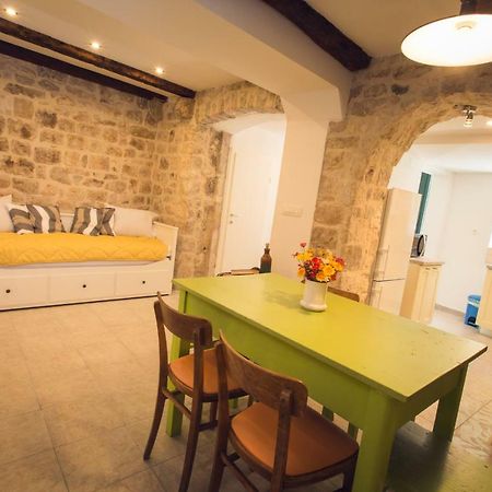 Apartment Sunce Kastela Exterior photo